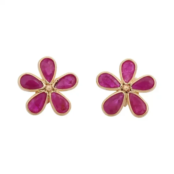 Ruby Flower Stud Earrings in 18k Gold